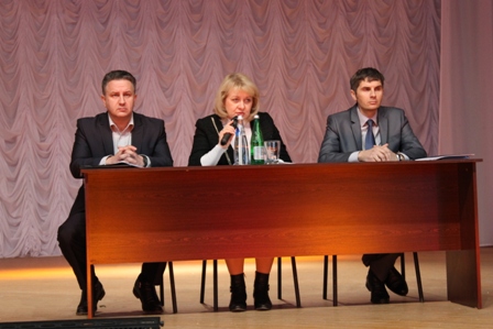 Глава района Ольга Мельникова провела встречу с жителями Шолоховского городского поселения