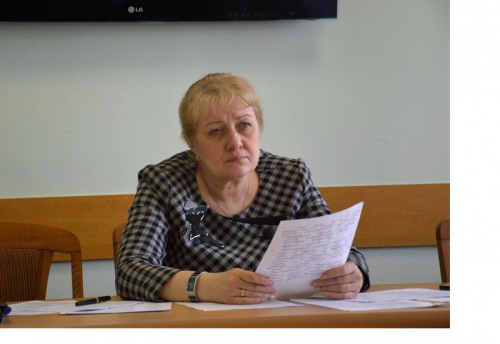 Ольгой Мельниковой дано поручение заместителям главы Администрации района и главам поселений вести непрерывную работу по увеличению количества положительно решенных обращений граждан