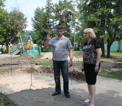 Ольга Мельникова: «Реконструкция стадиона, благоустройство парка Молодёжный должны быть окончены в срок»