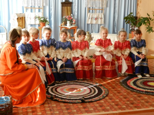 В феврале и начале марта 2015 года члены правления Усть-Белокалитвинского казачьего юрта, совместно с  отделом образования Белокалитвинского района, посетили все образовательные учреждения Белокалитвинского района имеющие статус «Казачье»