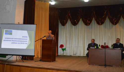 В  Краснодонецком поселении состоялся отчет главы Администрации района и главы Администрации поселения