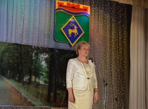 Глава района Ольга Мельникова поздравила белокалитвинцев с Днем рождения любимого города