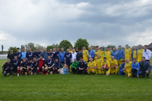 На стадионе «Калитва» состоялся товарищеский матч между командами Правительства Ростовской области и Республики Крым