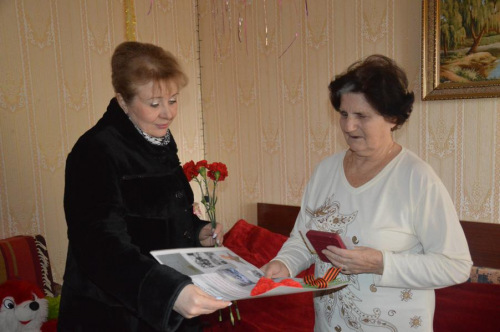 В Белокалитвинском районе участникам блокады Ленинграда вручены юбилейные медали «75 лет Победы в Великой Отечественной войне 1941-1945 годов» 