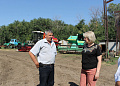 Глава района Ольга Мельникова взяла под личный контроль ход уборочной кампании 2013 года